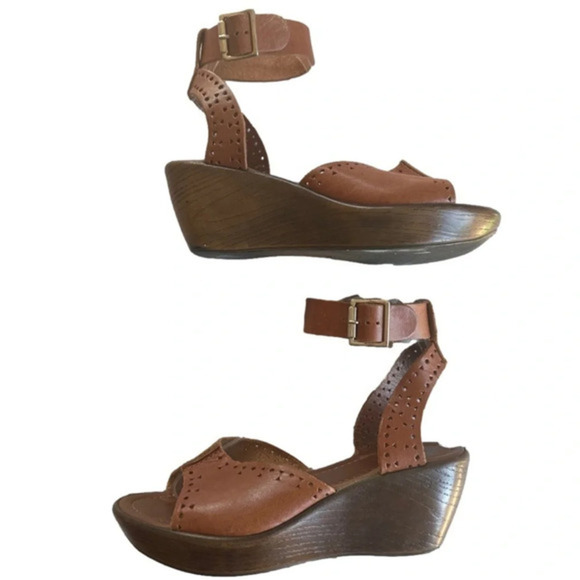 Sotto Sopra Brown Leather Perferated Wedges Open Toe Sandals Ankle buckle 7.5-8 - Picture 4 of 9